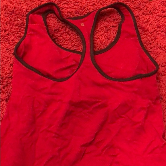 maroon lululemon tank top - Picture 3 of 5
